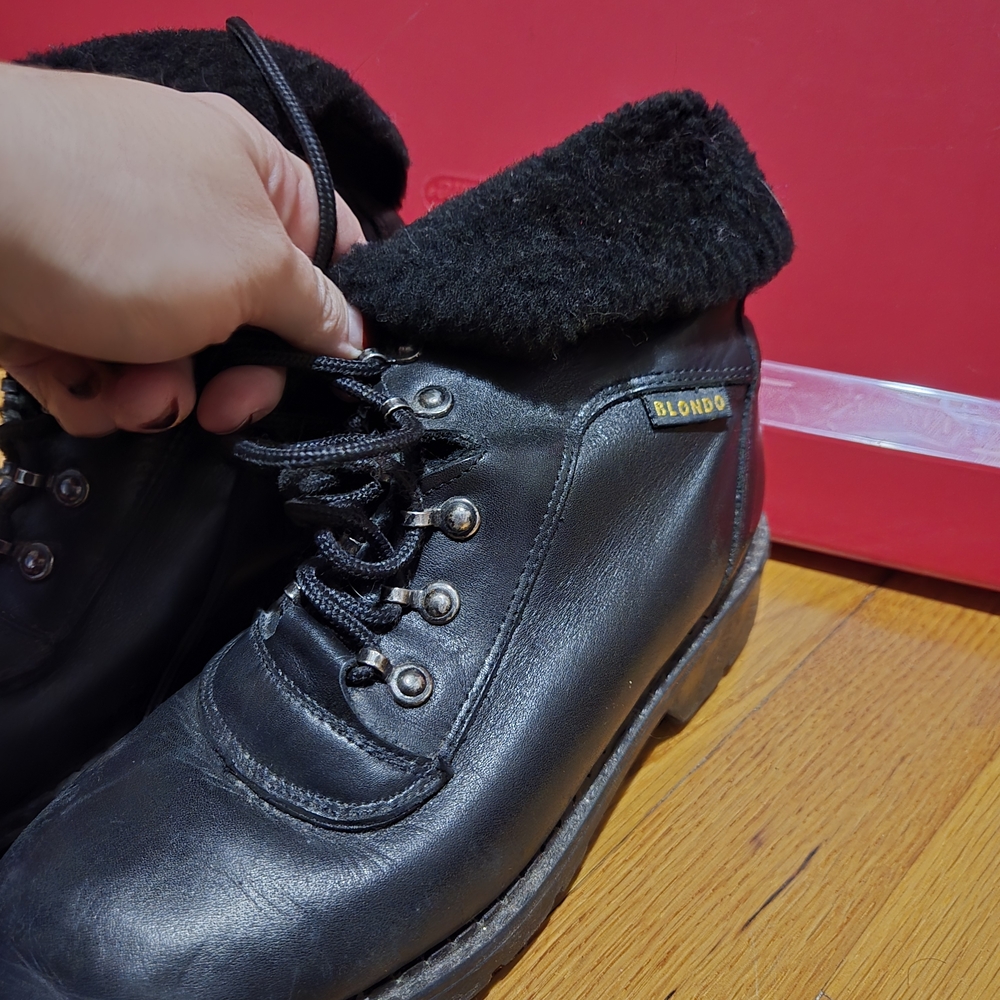 Blondo Women's Black Leather Winter Boots with Natural Shearling Collar
